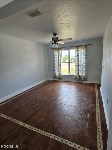 2412 King AVE N, Lehigh Acres, FL 33971