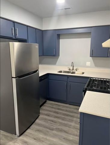 1701 N Lewis Avenue 3, Fayetteville, AR 72703