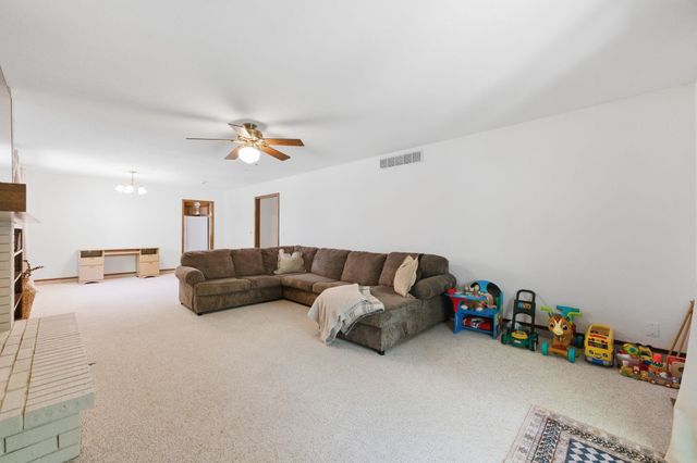 1533 N Harlan, Wichita, KS 67212