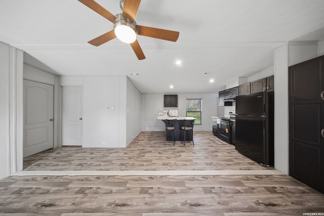 23307 Hickory Shadow, Elmendorf, TX 78112