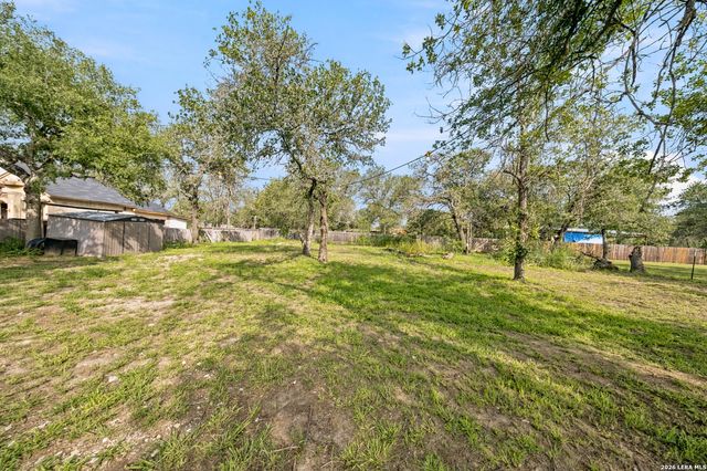23307 Hickory Shadow, Elmendorf, TX 78112