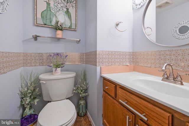 8603 VENOY CT, Alexandria, VA 22309
