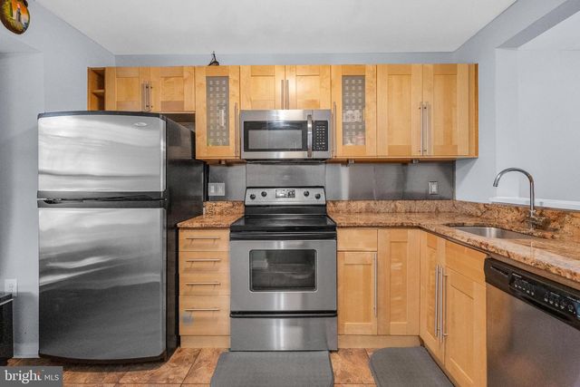 8603 VENOY CT, Alexandria, VA 22309