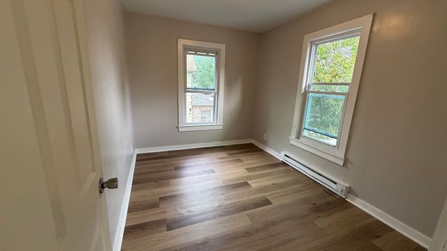 714 Helmholz Avenue 2, Waukegan, IL 60085