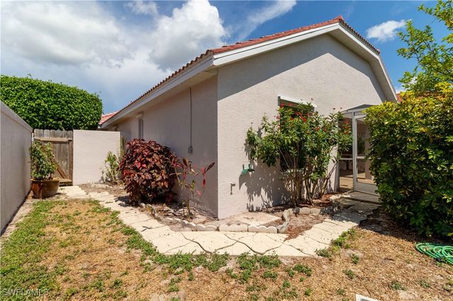 177 Sabal Lake DR, Naples, FL 34104