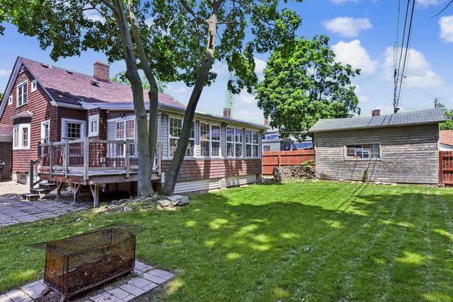 1213 College AVENUE, Racine, WI 53403