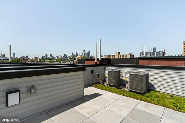 956 N 6TH ST, Philadelphia, PA 19123
