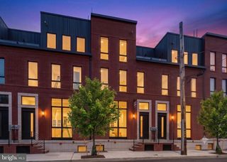 956 N 6TH ST, Philadelphia, PA 19123
