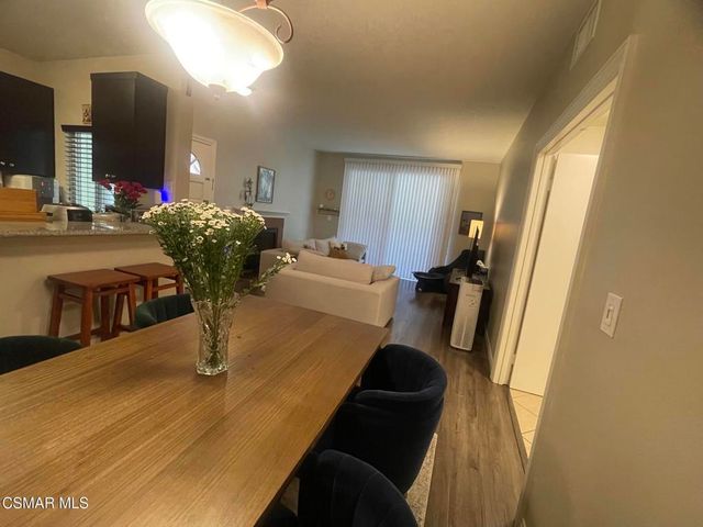 2394 Pleasant Way C, Thousand Oaks, CA 91362