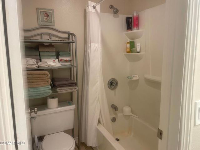 2394 Pleasant Way C, Thousand Oaks, CA 91362