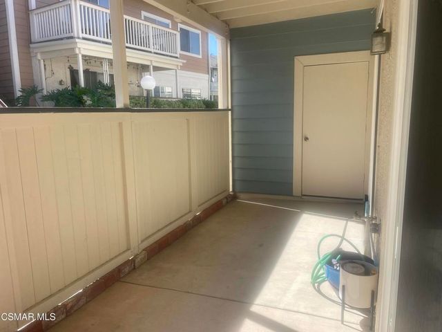 2394 Pleasant Way C, Thousand Oaks, CA 91362