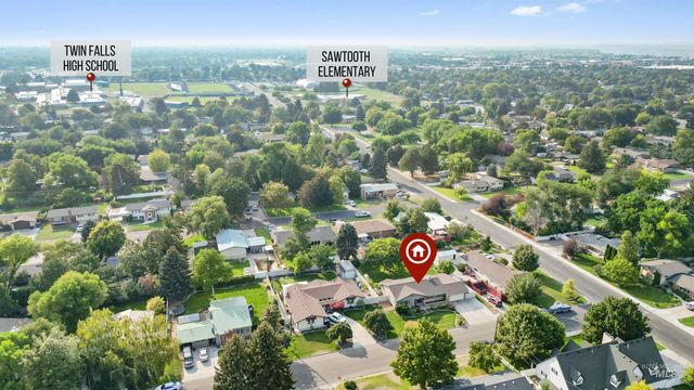 675 Mountain View Dr, Twin Falls, ID 83301