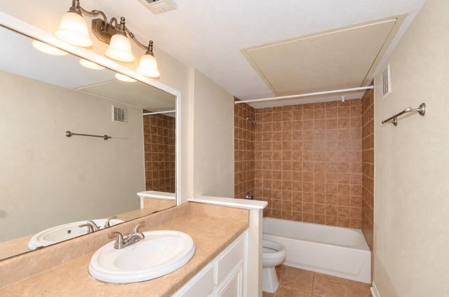 12400 Overbrook Lane 41C, Houston, TX 77077