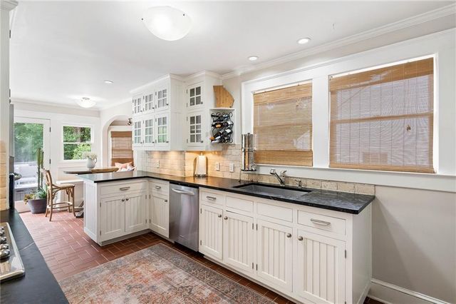 255 Springdale Drive NE, Atlanta, GA 30305