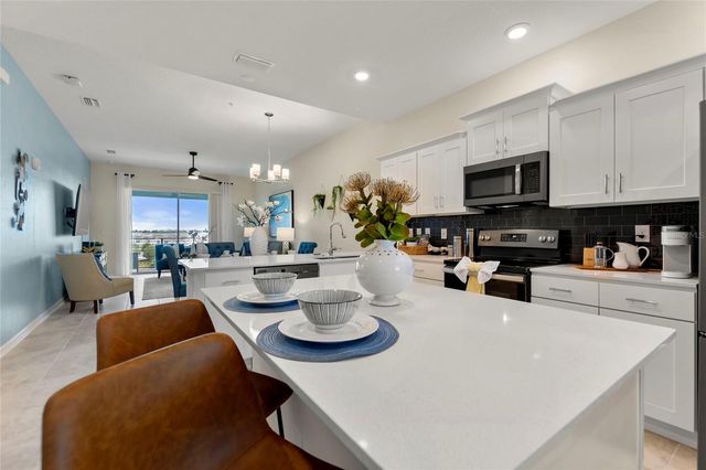 3141 PARADOX CIRCLE 404, Kissimmee, FL 34746