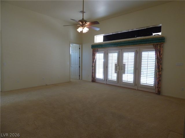 7695 Gilespie Street, Las Vegas, NV 89123