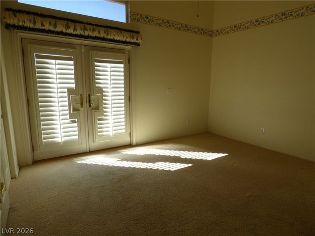 7695 Gilespie Street, Las Vegas, NV 89123
