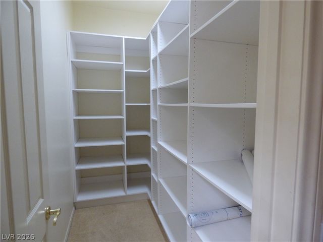 7695 Gilespie Street, Las Vegas, NV 89123