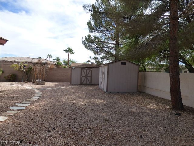 7695 Gilespie Street, Las Vegas, NV 89123