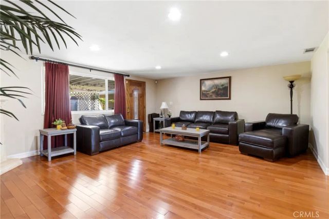 321 N 18th, Montebello, CA 90640