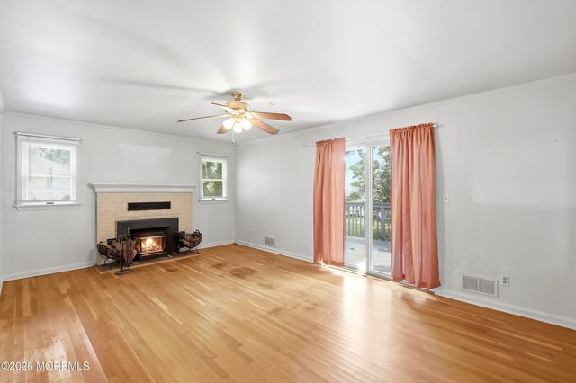 9 Wayside Drive, Brick, NJ 08724