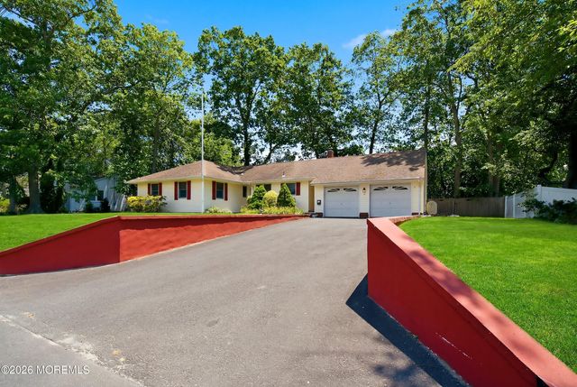 9 Wayside Drive, Brick, NJ 08724