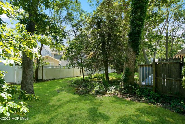 9 Wayside Drive, Brick, NJ 08724