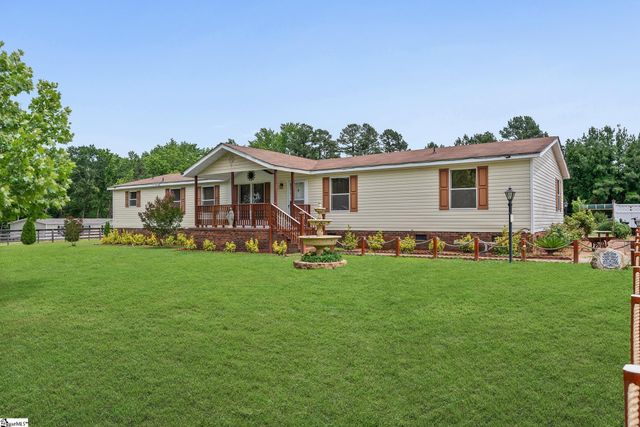 115 L C Drive, Laurens, SC 29360