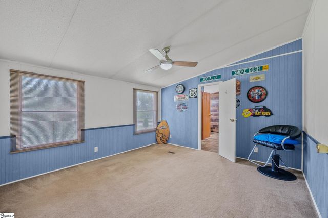 115 L C Drive, Laurens, SC 29360