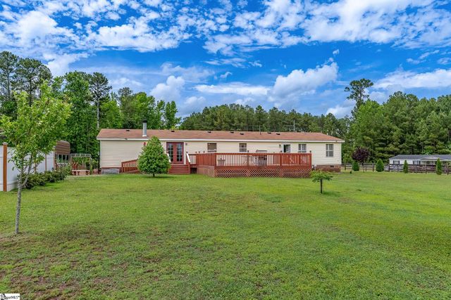 115 L C Drive, Laurens, SC 29360