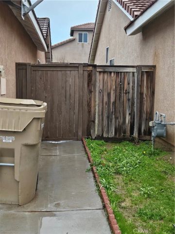 13681 W Nolina, Hesperia, CA 92344