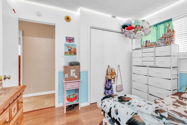 10406 Ambassador Dr, Rancho Cordova, CA 95670