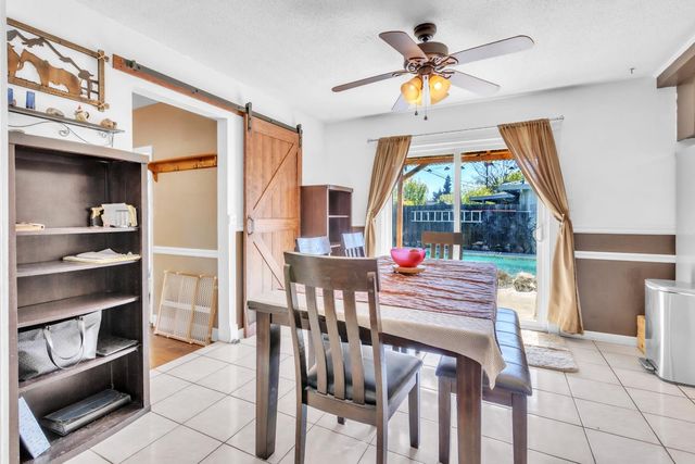 10406 Ambassador Dr, Rancho Cordova, CA 95670