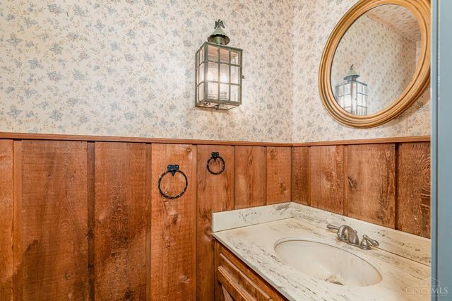 10550 Cinderella Drive, Montgomery, OH 45242