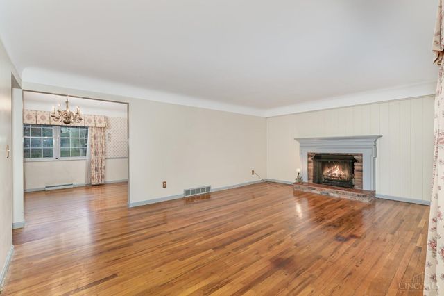 10550 Cinderella Drive, Montgomery, OH 45242