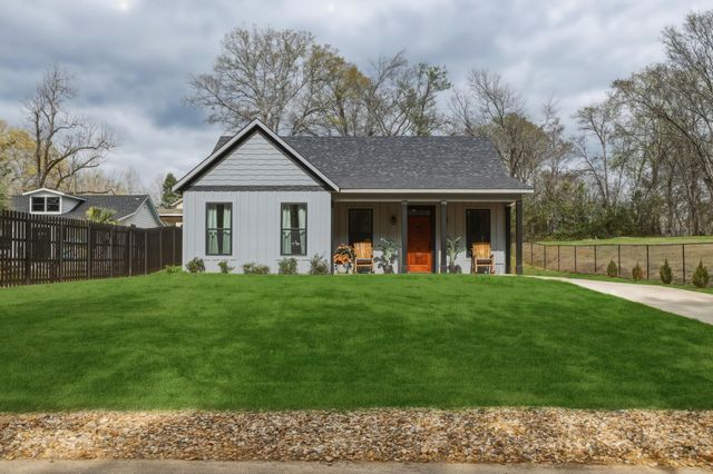 405 W Camp Street, Jefferson, TX 75657