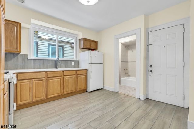 119 Clark Pl, Elizabeth City, NJ 07206