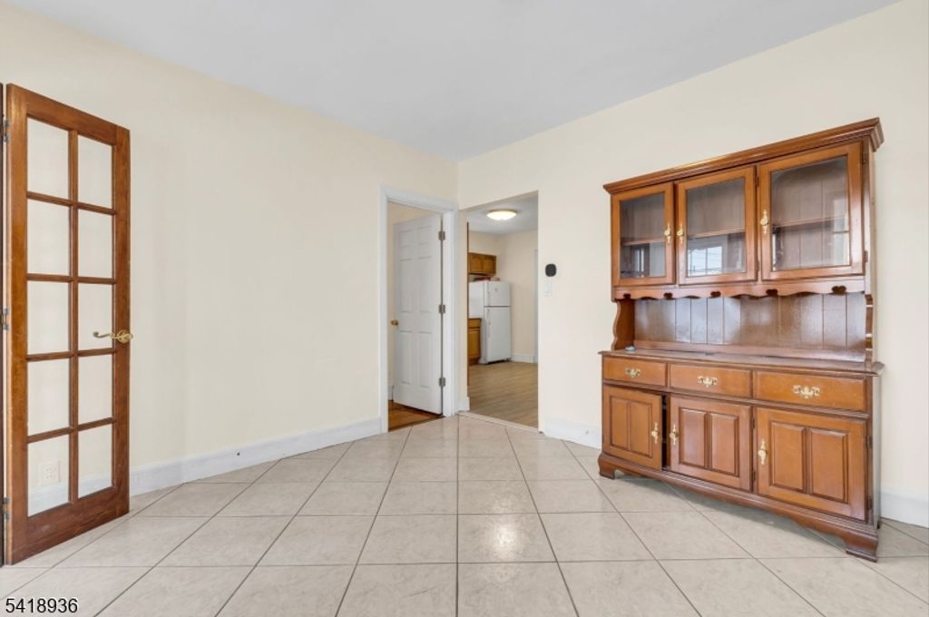 119 Clark Pl, Elizabeth City, NJ 07206 — photo 4