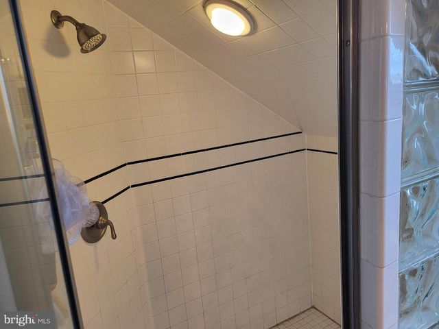 645 EDWARDS AVE, Chambersburg, PA 17202