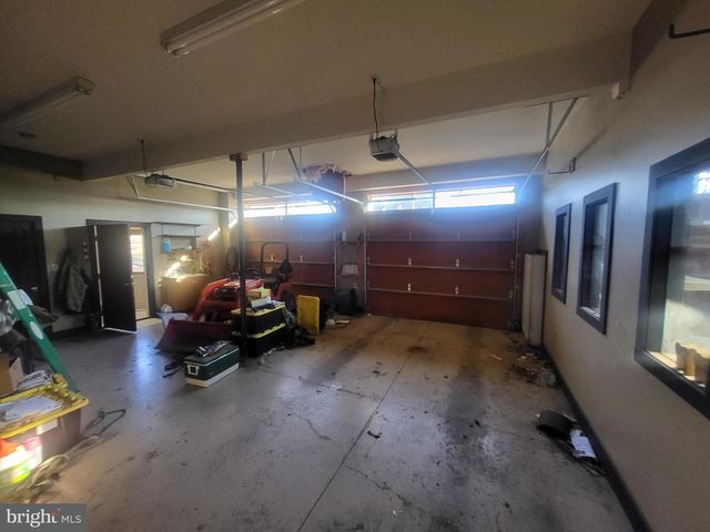 645 EDWARDS AVE, Chambersburg, PA 17202