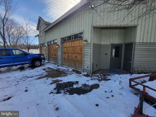 645 EDWARDS AVE, Chambersburg, PA 17202