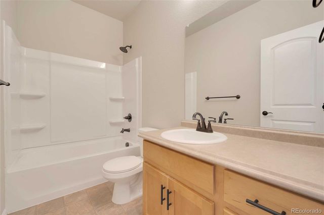 1867 Abundance Drive, Windsor, CO 80550