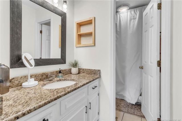 5008 Shimmer Drive, Fayetteville, NC 28304