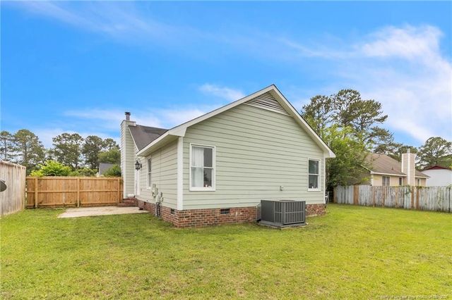 5008 Shimmer Drive, Fayetteville, NC 28304