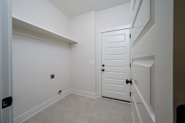 704 Summerline Rd, Smyrna, TN 37167