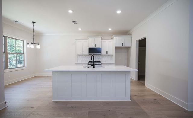 704 Summerline Rd, Smyrna, TN 37167