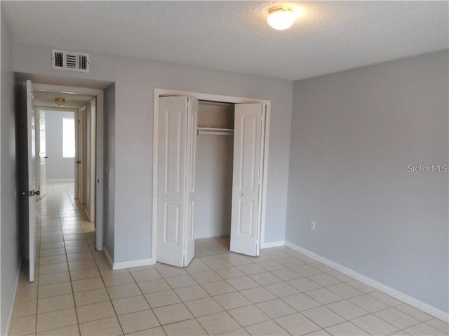 2929 W OAK RIDGE ROAD E8, Orlando, FL 32809