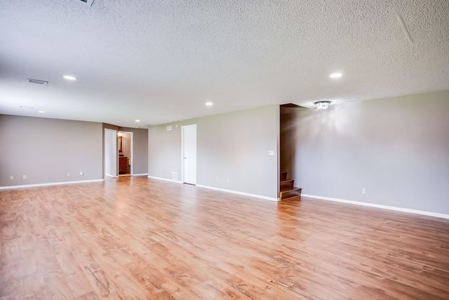 2455 N Regency Lakes Ct, Wichita, KS 67226