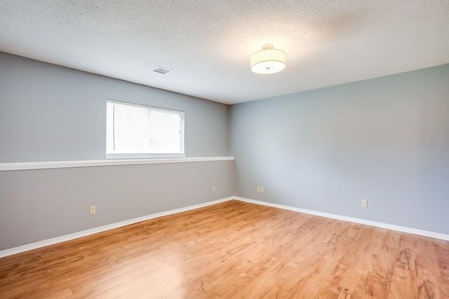 2455 N Regency Lakes Ct, Wichita, KS 67226