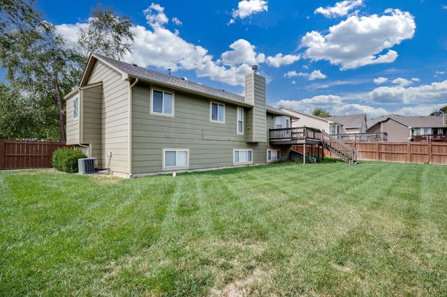 2455 N Regency Lakes Ct, Wichita, KS 67226